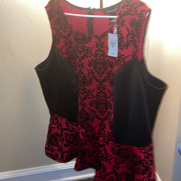 Plum Top - Picture 1 of 5